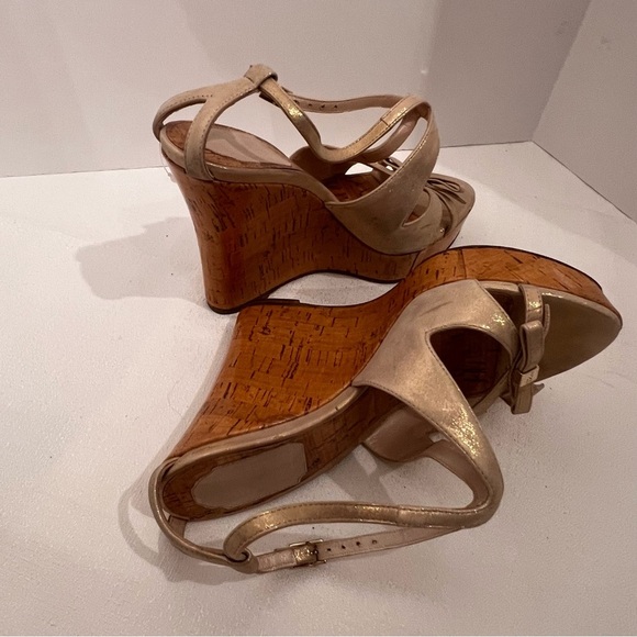 41. Christian DIOR Gold Peep Toe Wedges 7 - Picture 10 of 14